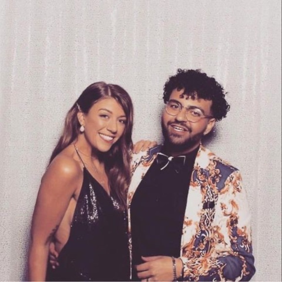 Meet your Posher, Meika - Picture 1 of 1